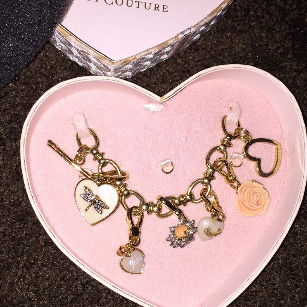 Juicy couture bracelet with removable charms